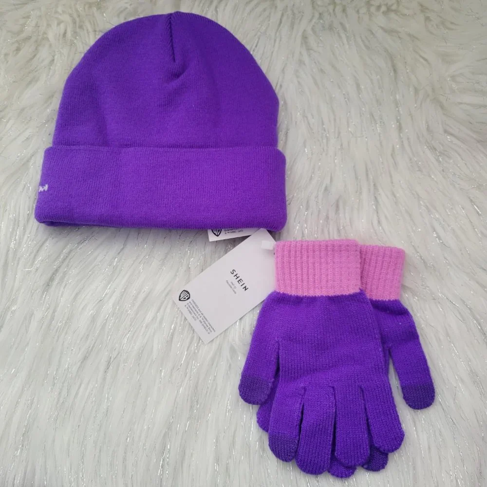 FRIENDS Winter Accessories Set
